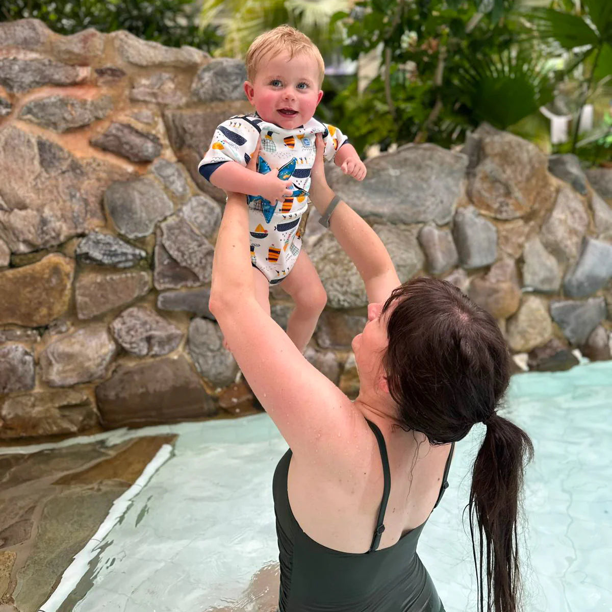 Happy Nappy 潛水服